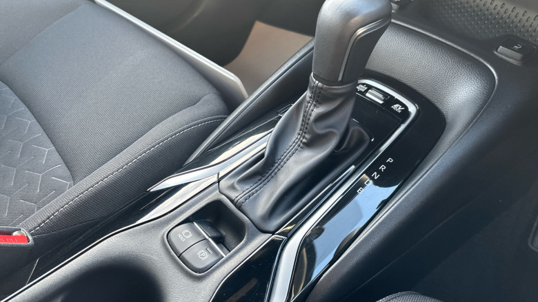 Toyota Corolla 1.8 VVT-i Hybrid Icon 5dr CVT Hybrid Hatchback